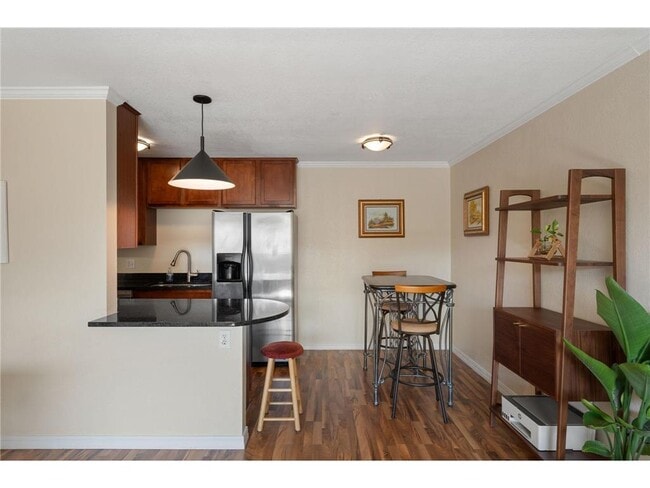 Building Photo - 3120 Hennepin Ave