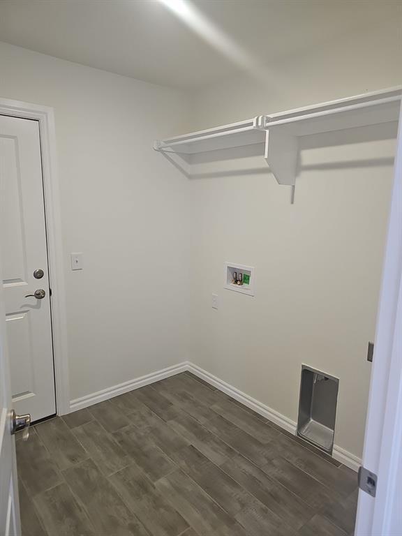 Building Photo - 3701 Lynne Ave