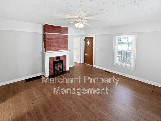 Building Photo - 24 Jones St