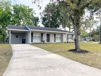 Building Photo - 5216 Palisades Dr