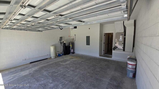 Building Photo - 2966 Pomello Ave SW