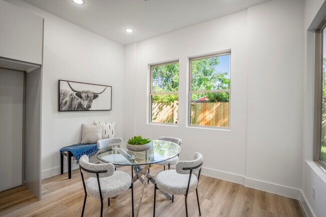 Building Photo - 4201 Oats St