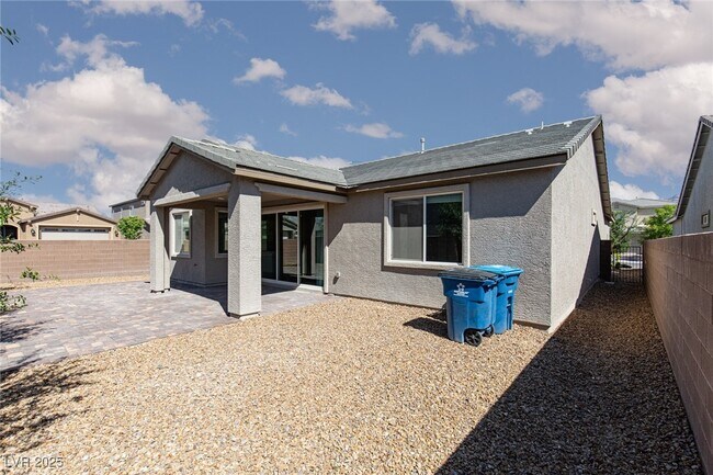 Building Photo - 1639 Dire Wolf Ave