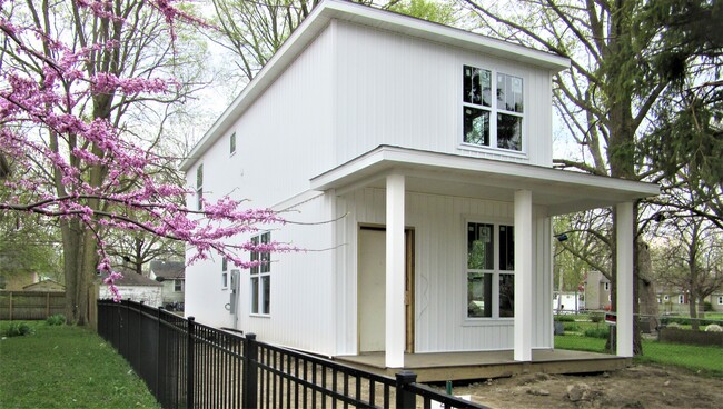 front porch nearly finished - 409 W Maple St