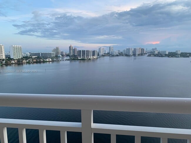 Building Photo - 251 174th St