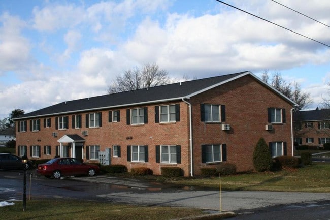 Building Photo - 480 E 5th Ave