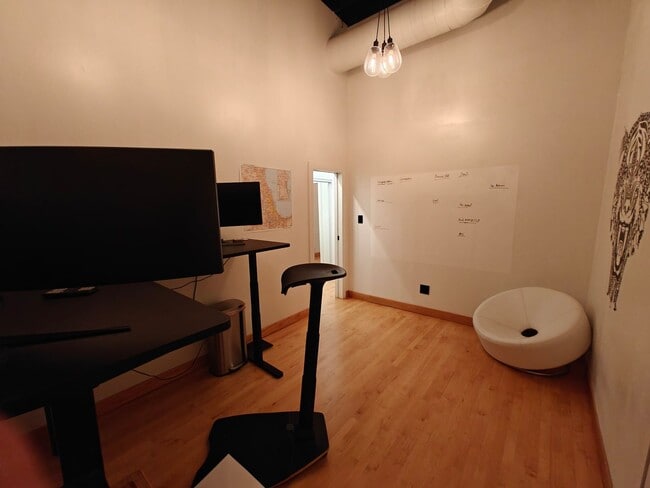 Building Photo - BEAUTIFUL 3BD/3BTH single family home for rent!