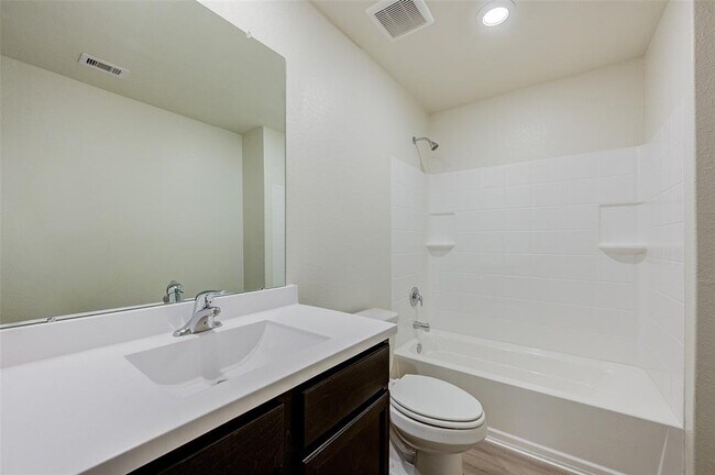 Building Photo - 28057 Irving Dr