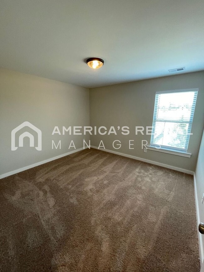Building Photo - Home for Rent in Calera, AL!!! View with 48 Hours Notice!