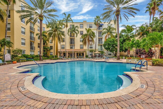 Building Photo - 651 Okeechobee Blvd
