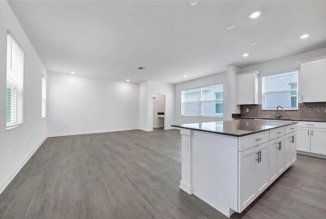 Building Photo - 9809 Introduction Wy