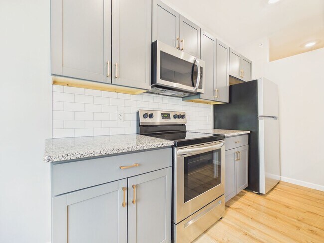 Building Photo - 1402 N 3rd St