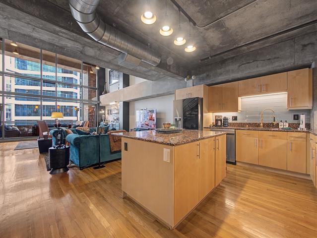 Building Photo - 1999 McKinney Ave