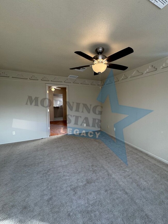 Building Photo - Live in MESILLA!  Beautiful house in the m...