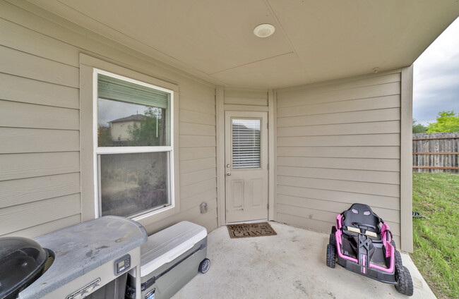 Building Photo - 15503 Crimson Topaz