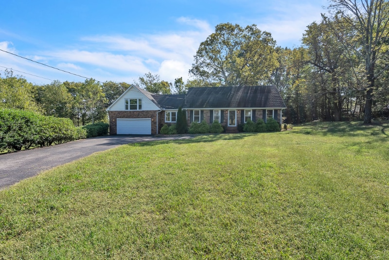 Primary Photo - 425 Centennial Ave