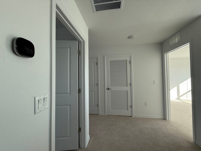 Building Photo - 7381 SW 57th Pl