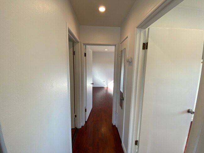 Building Photo - 841 Solano Ave