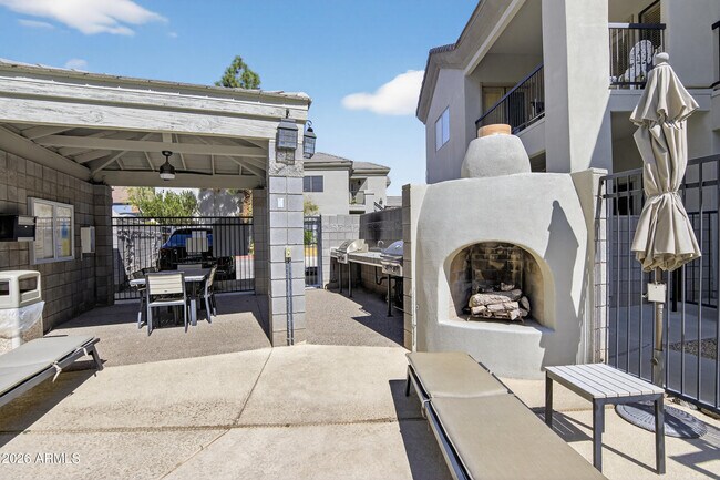 Building Photo - 4525 N 22nd St