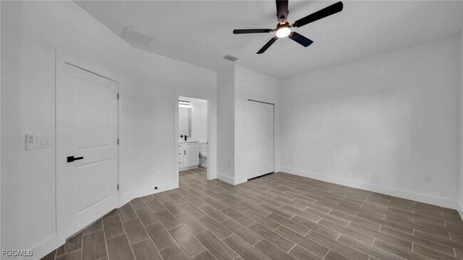 Building Photo - 1121 Hightower Ave S