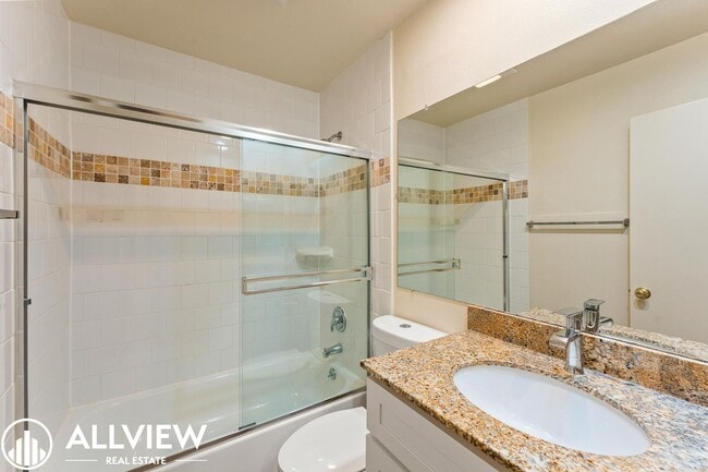 Building Photo - 16731 Bartlett Ln