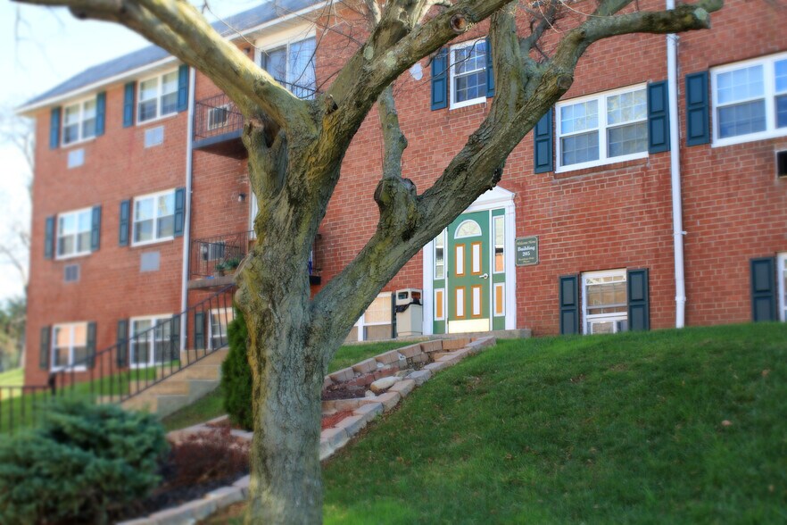 Building Photo - Brandywine Garden Apartments