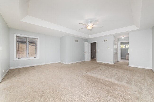 Building Photo - 840 N Northwest Hwy