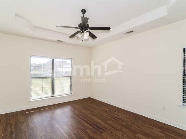 Building Photo - 6329 Asbury Pl