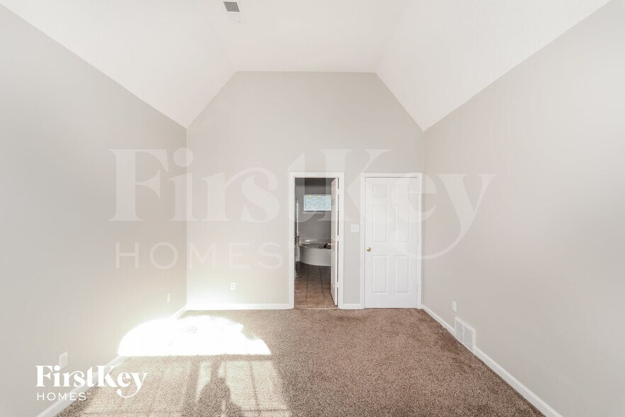 Building Photo - 4566 Tulip Bend Dr