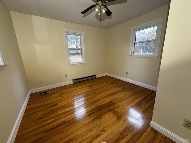 Building Photo - 108 Chesterfield Rd