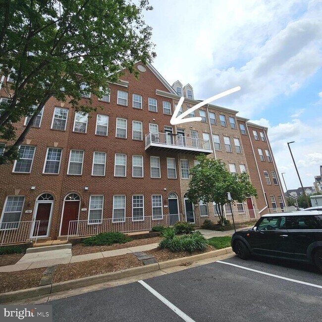Primary Photo - 2651 Park Tower Dr