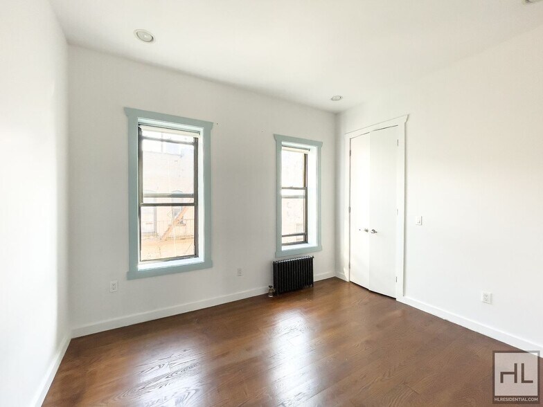 Building Photo - EASTERN PARKWAY / 2-Bed 1 Bath