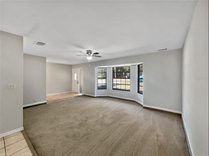 Building Photo - 236 Longhorn Dr