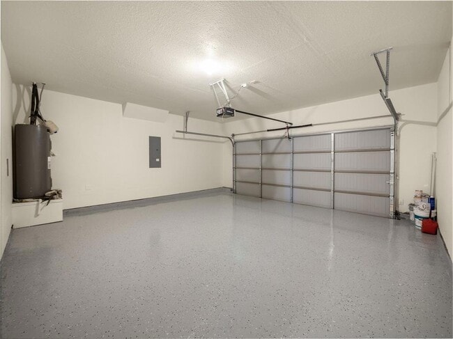 Building Photo - 3001 Hickory Ridge
