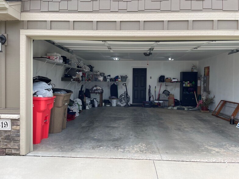 Building Photo - 4319 W Kinsley Pl