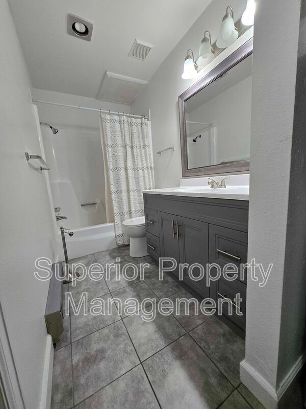 Building Photo - 4950 King Arthur