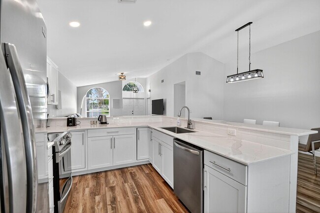 Building Photo - 1891 Oak Berry Cir