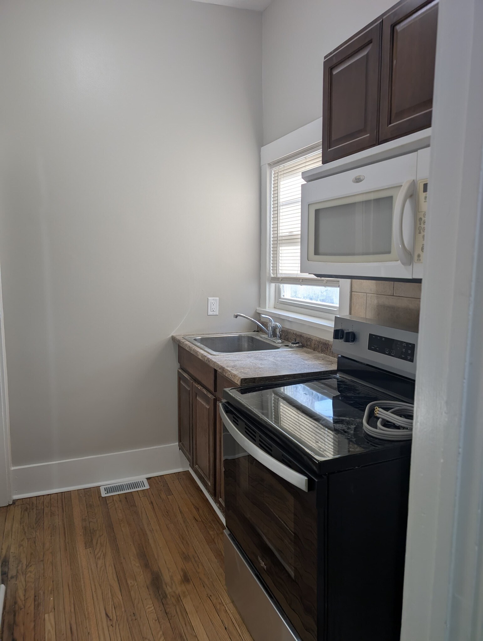 Building Photo - 2511 S St