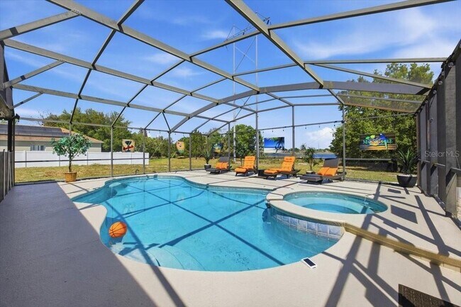 Building Photo - 437 Grand Reserve Dr
