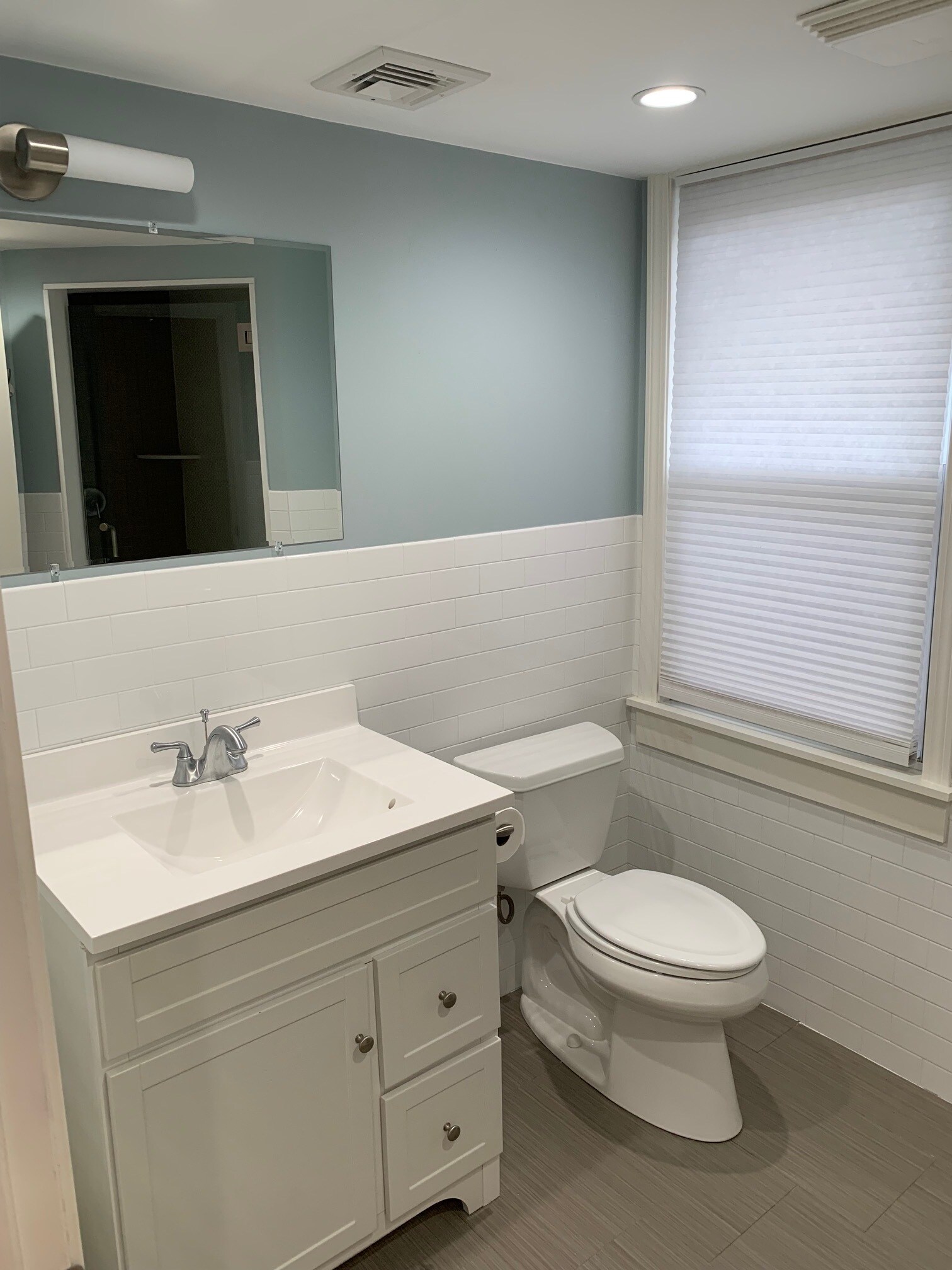 Building Photo - 33 Dennison St