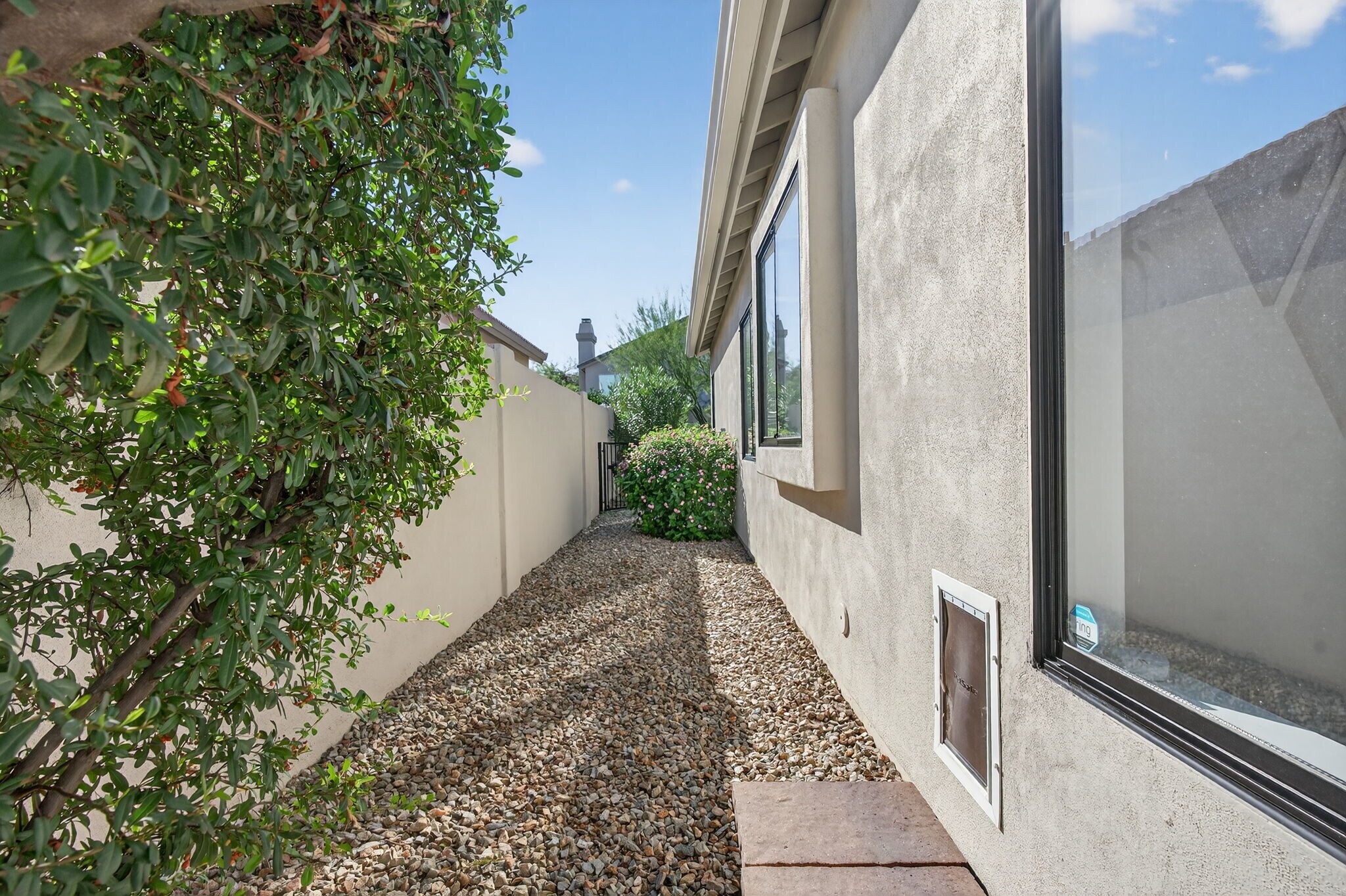 Building Photo - 7449 E Whistling Wind Way