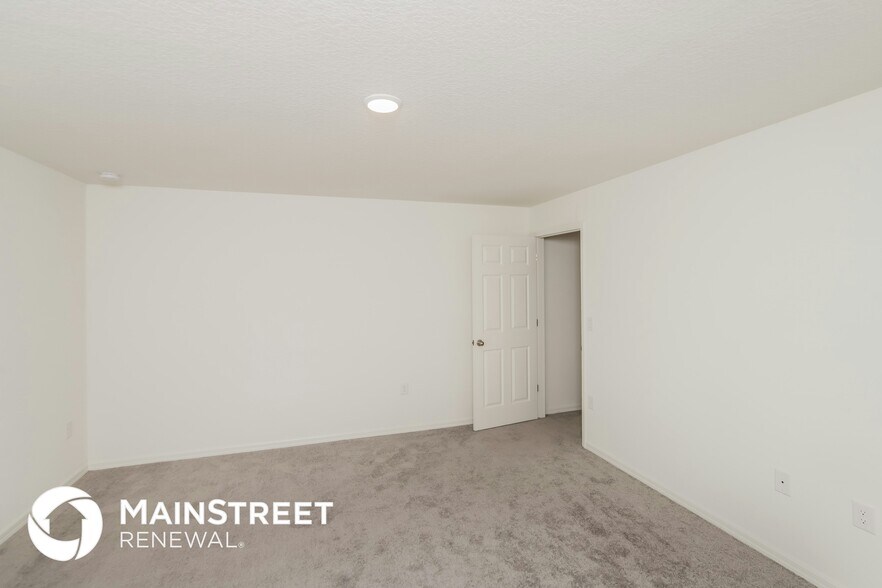 Building Photo - 3270 Hale Ave