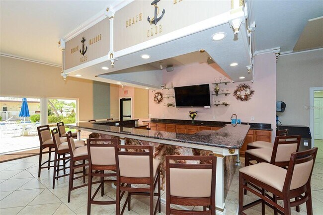 Building Photo - 3804 Gulf of Mexico Dr