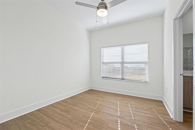 Building Photo - 8086 Gulfstream Ct