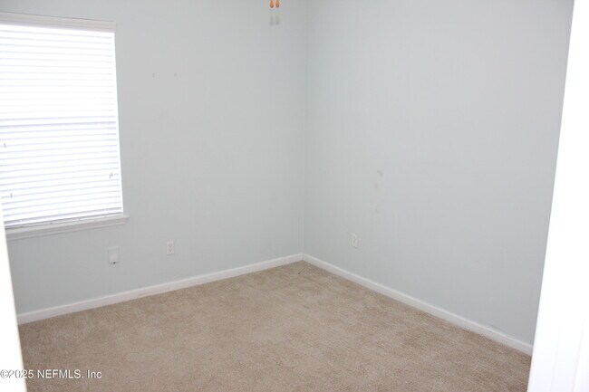 Building Photo - 5955 Wind Cave Ln