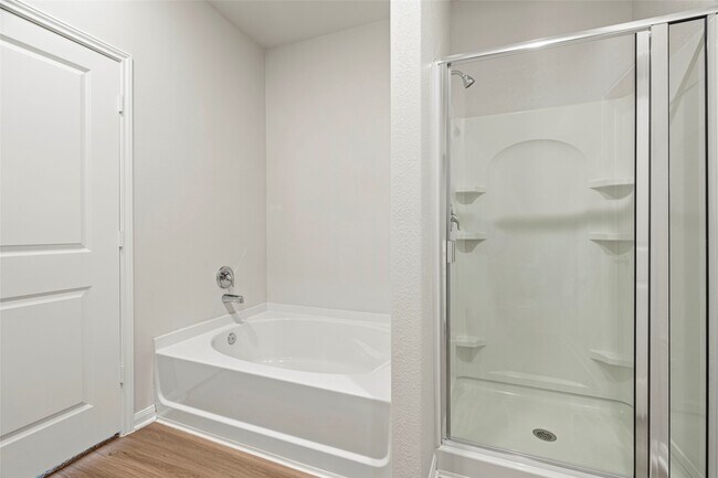 Building Photo - 8947 New Jade Dr