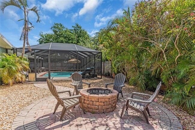 Building Photo - 6623 Glades Way