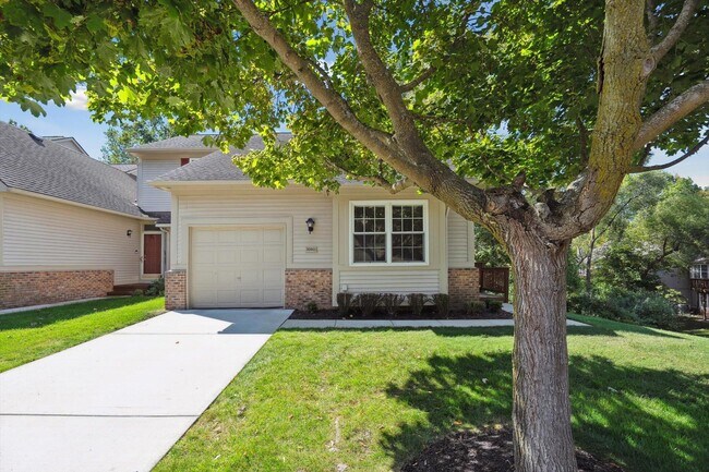 Building Photo - 30861 Centennial Dr