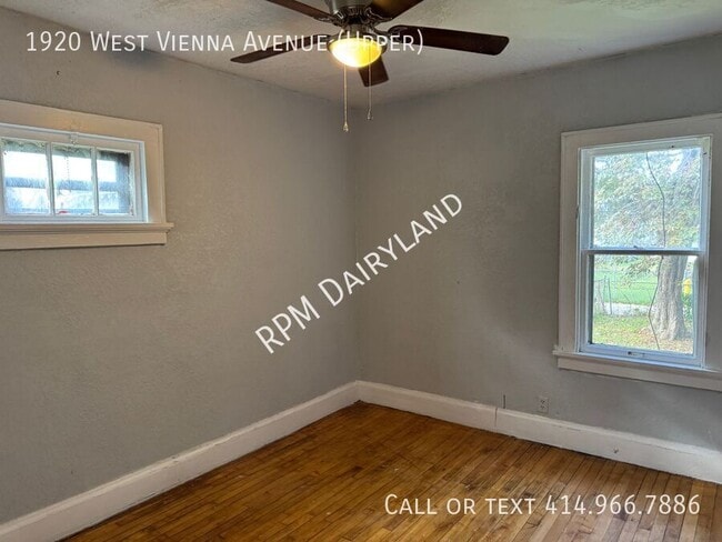 Building Photo - 1920 W Vienna Ave