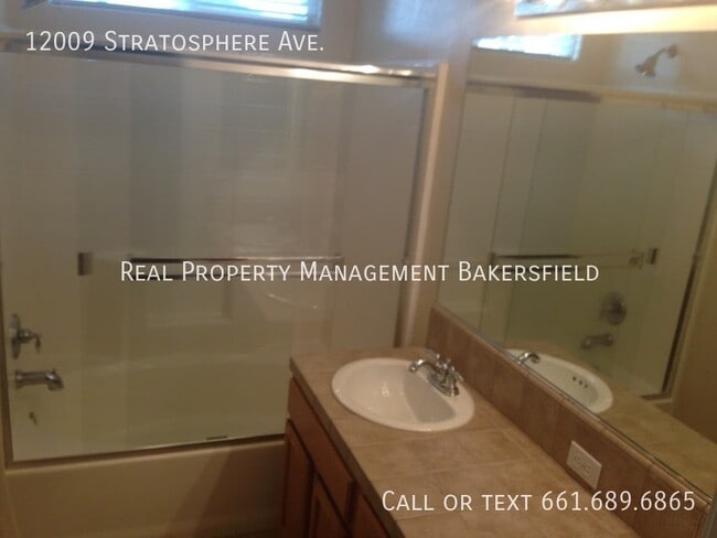 Building Photo - 12009 Stratosphere Ave